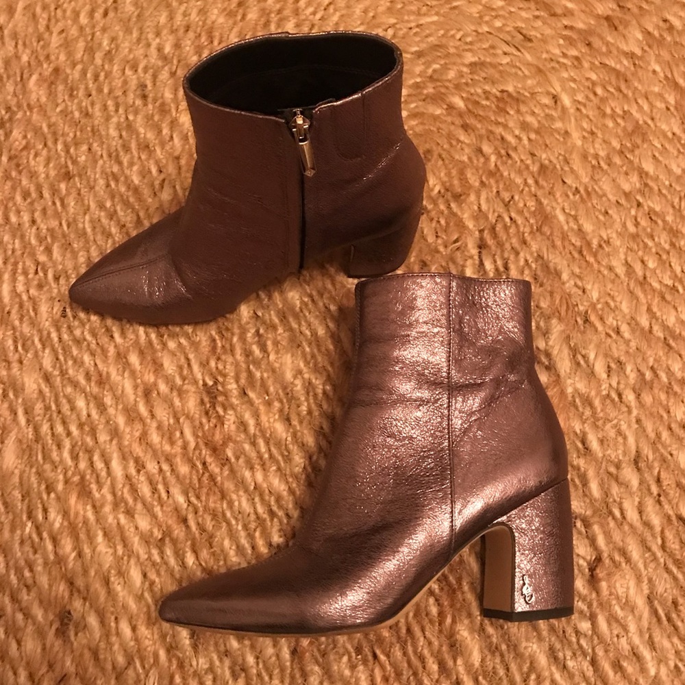Sam Edelman Shine Subtle Silver Bootie - Picture 4 of 6